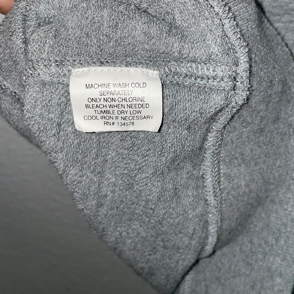 Vineyard Vines Snowflake Embroidered Shep 1/4 Zip Womens Size XXS - Picture 6 of 6